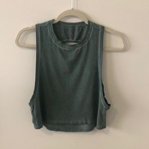 Lululemon cropped tank